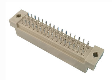 Três tipo masculino encabeçamento do ângulo direito do conector do RUÍDO 41612 da fileira do Pin de 3x16 à prova de fogo