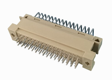 Três tipo masculino encabeçamento do ângulo direito do conector do RUÍDO 41612 da fileira do Pin de 3x16 à prova de fogo